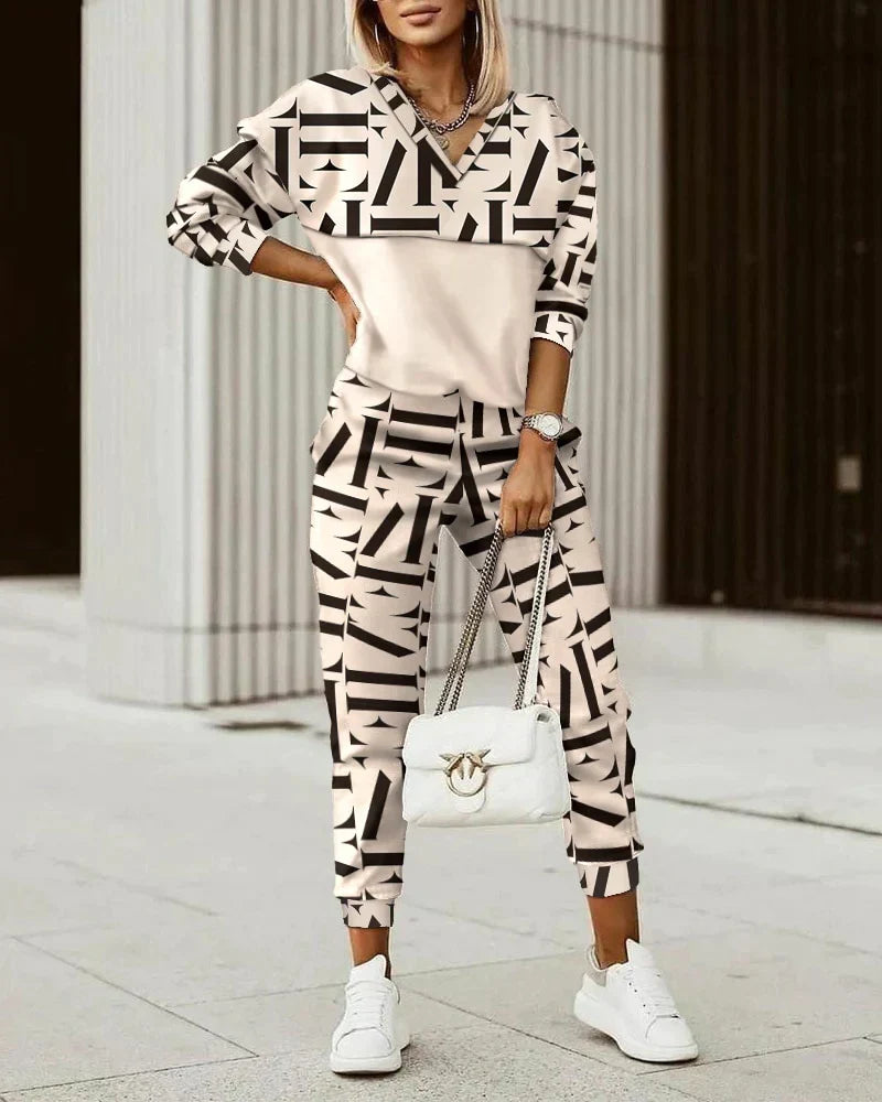 Patroon Joggingpak | Twee-delig damespak met abstract patroon beige zwart