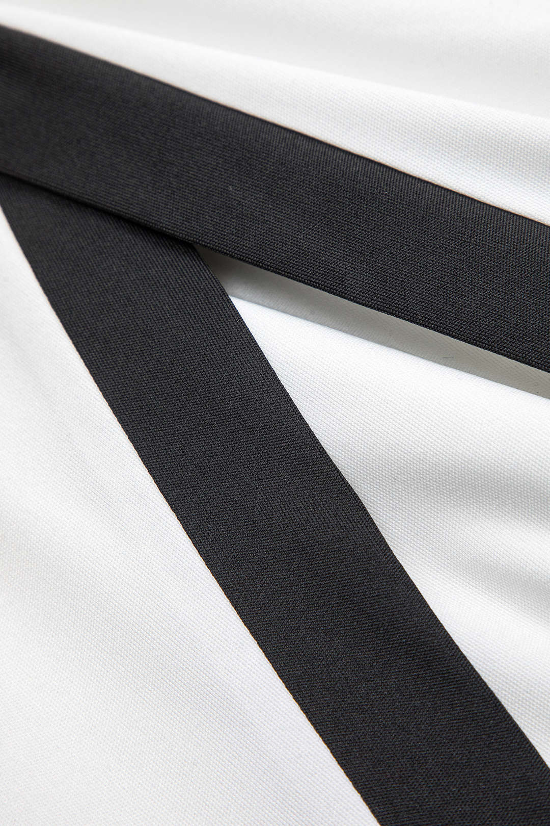 Elegante mouwloze jumpsuit met hoge taille en flatterende pasvorm