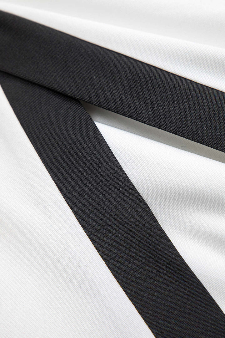 Elegante mouwloze jumpsuit met hoge taille en flatterende pasvorm