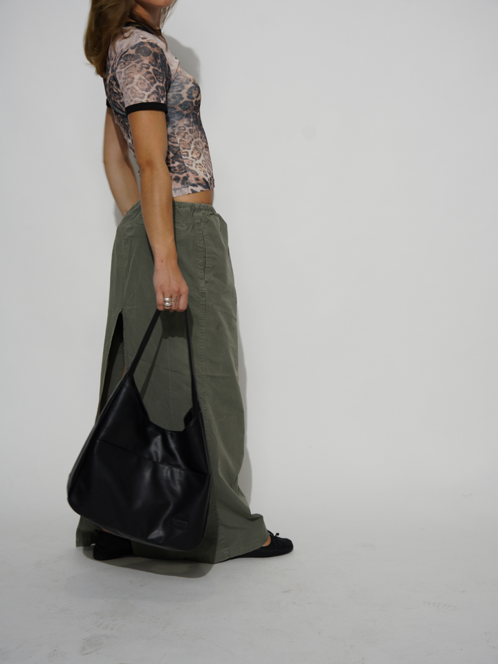 Liora | Moderne schoudertas met magneetsluiting