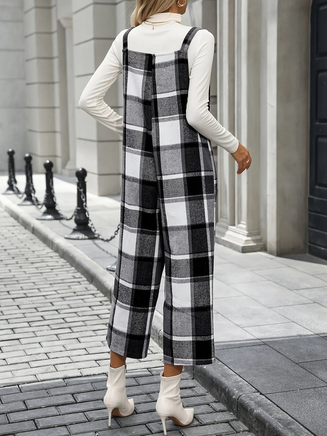 Dames jumpsuit | Ruit broekpak met square neck en wijde pijpen