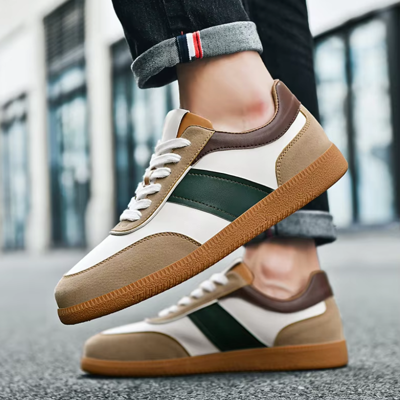 CanvasCore | Lichtgewicht sneakers met suède details