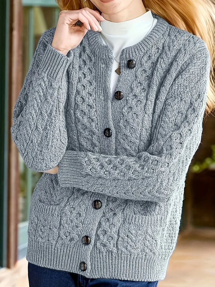 Dames vest | Gebreide cardigan met kabelpatroon en knopen