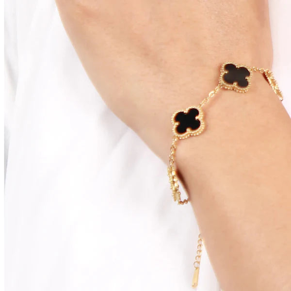 four leaf clover bracelet-black