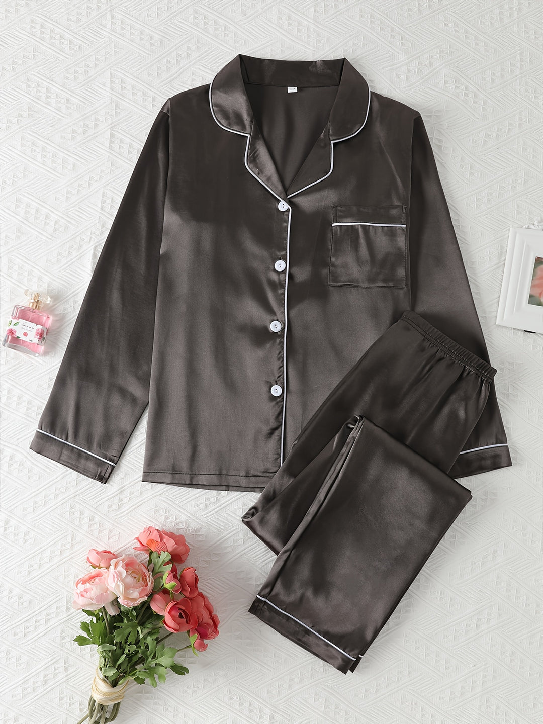 Dames pyjama set met satijnlook | Lange mouwen & knoopsluiting