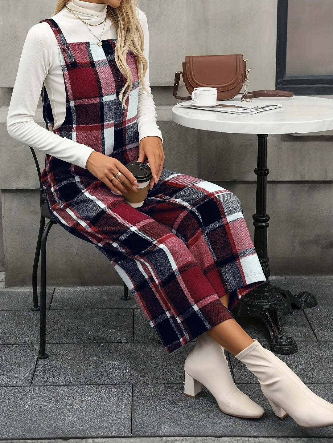 Dames jumpsuit | Ruit broekpak met square neck en wijde pijpen