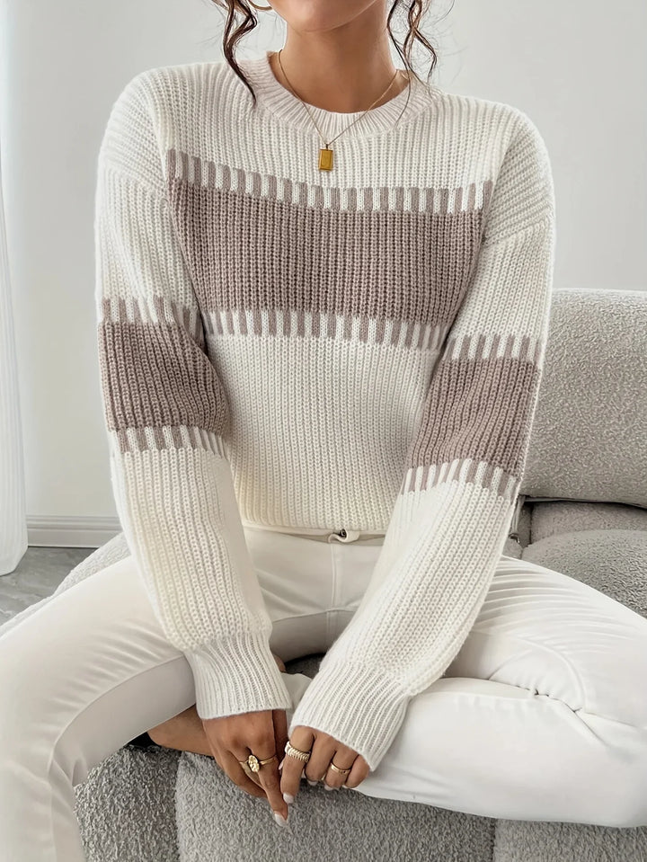 Dames trui | Gebreide sweater met strepen en ronde hals