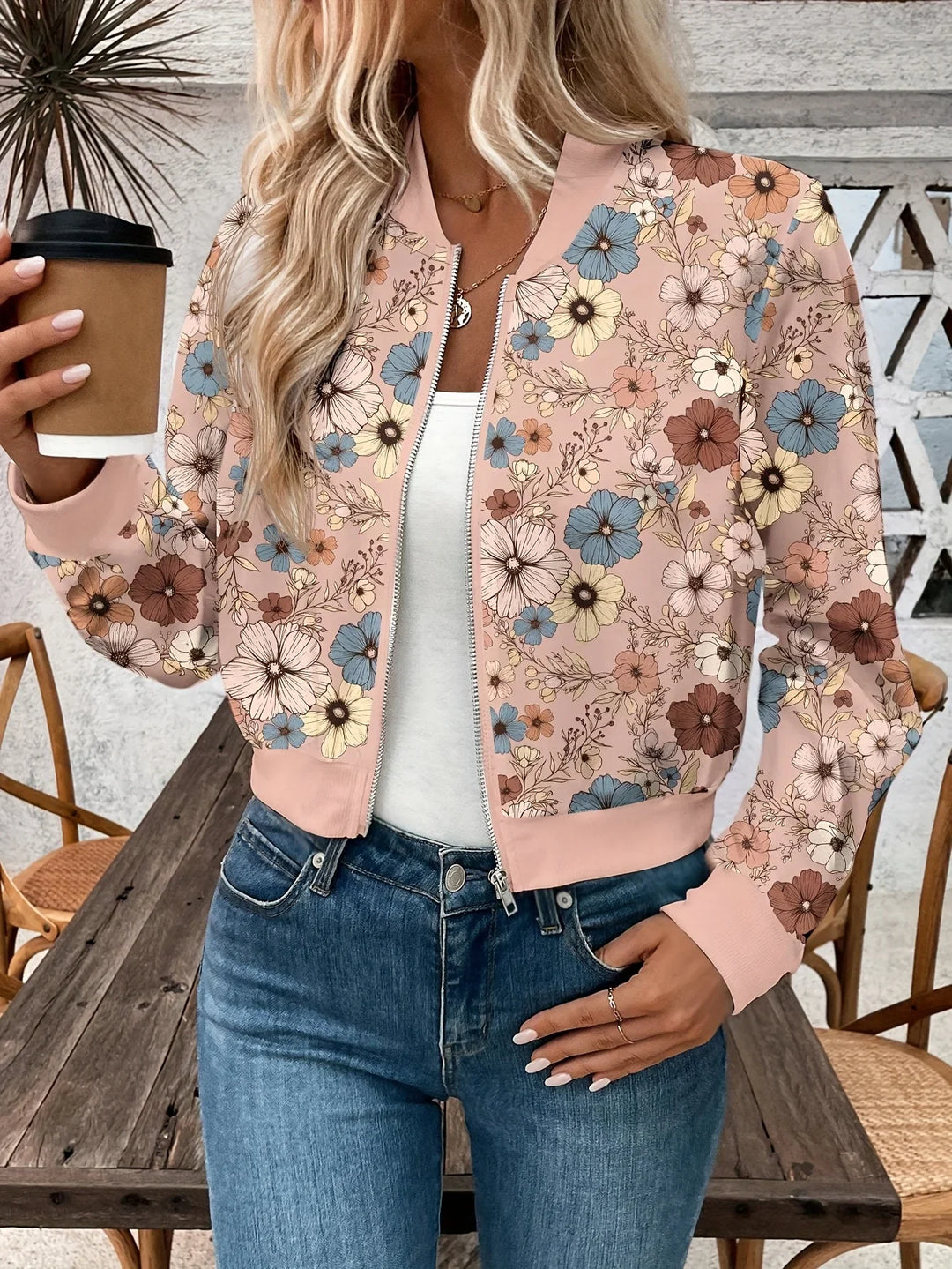 Dames bomberjack | Roze bloemen jas met rits en lange mouw