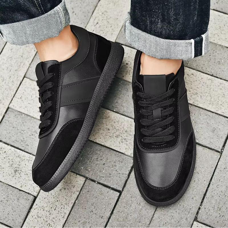 CanvasCore | Lichtgewicht sneakers met suède details