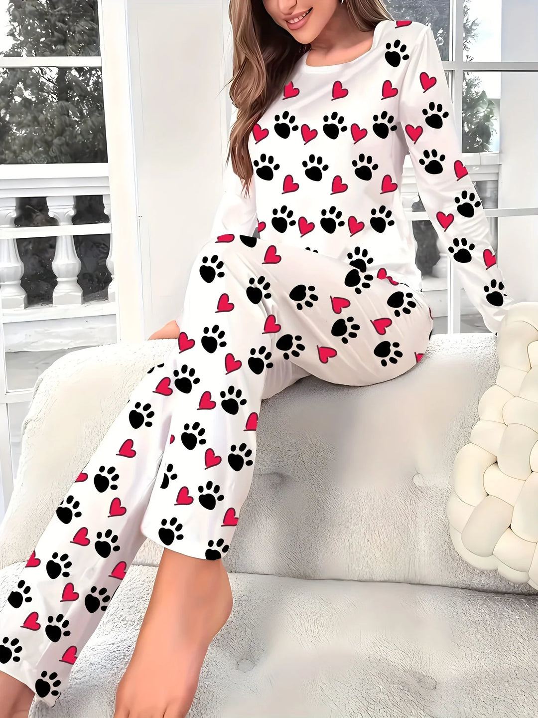 Dames pyjama set | Hartjes en pootafdruk print met lange mouwen