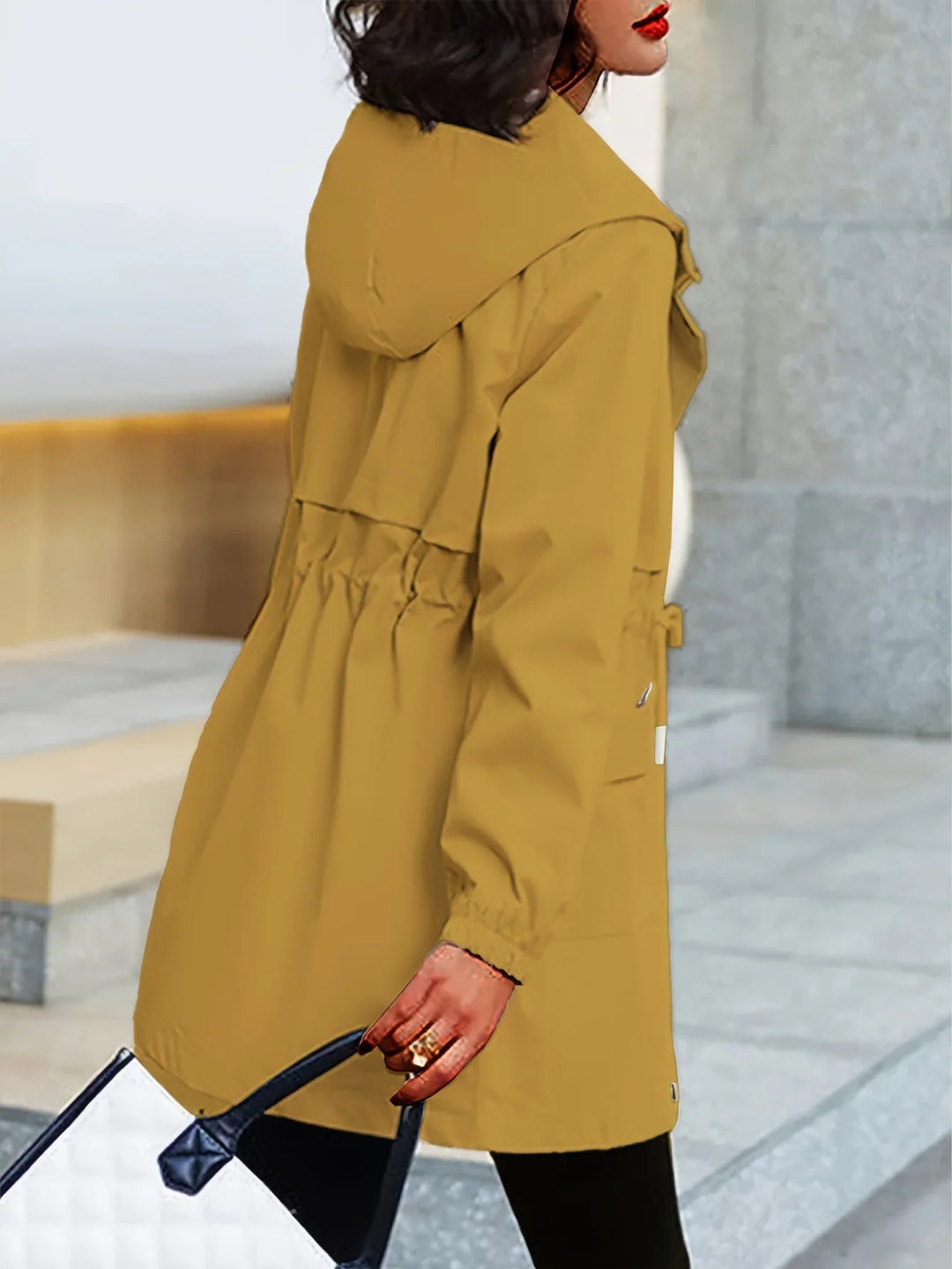 Dames trenchcoat | Beige windbreaker met capuchon en taillekoord