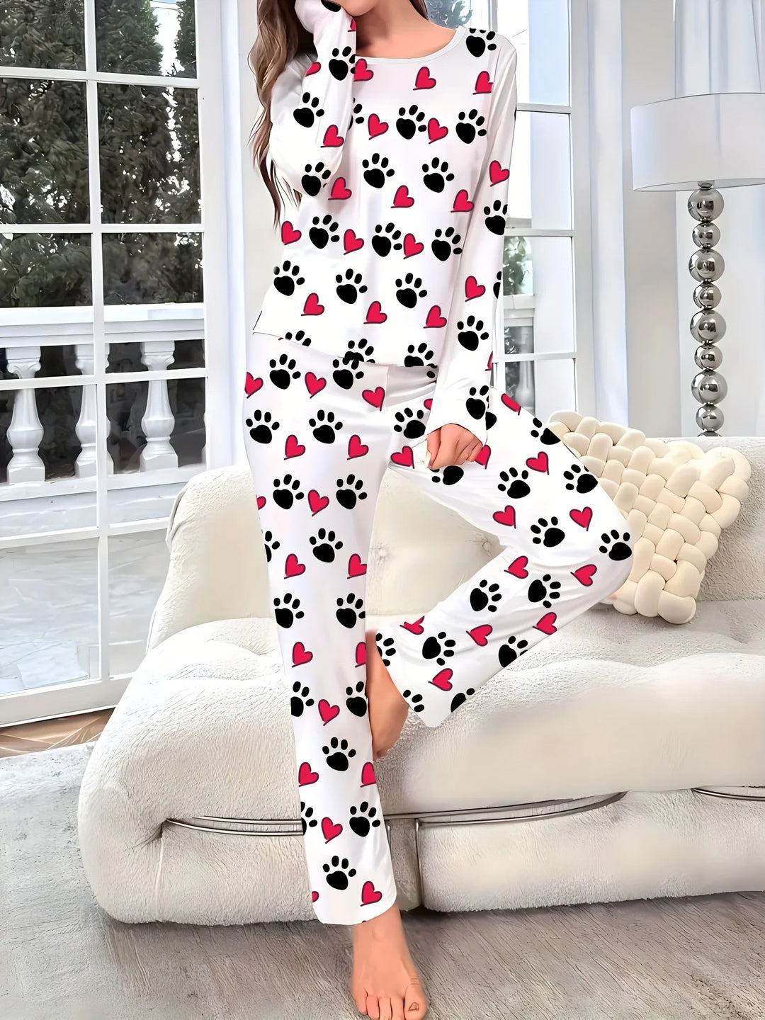 Dames pyjama set | Hartjes en pootafdruk print met lange mouwen