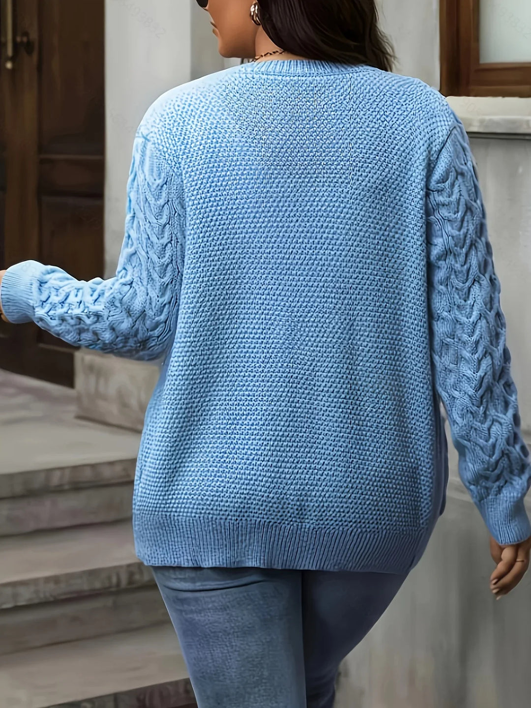 Dames vest | Kabelgebreide trui met knopen en zakken