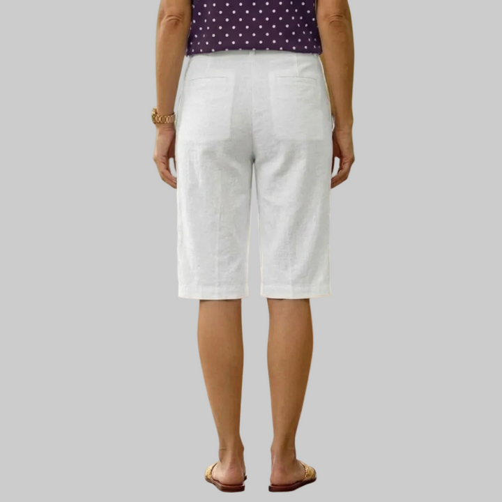 Bermuda dames | Luchtige korte broek met knoopdetails