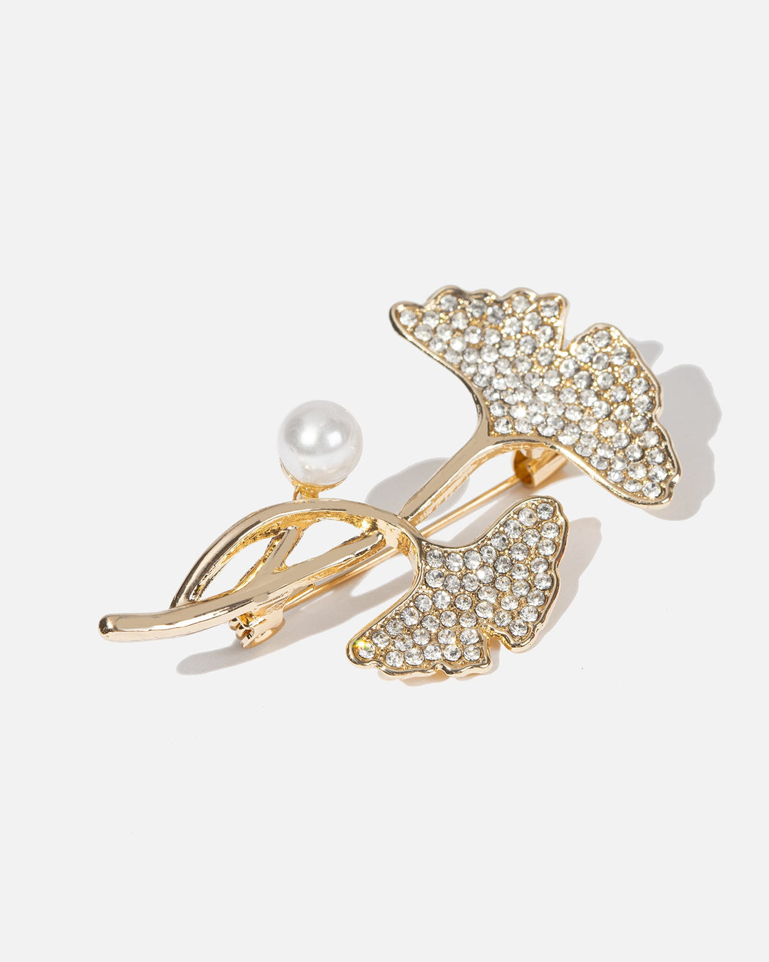 Broche dames | Goudkleurige broche met kristallen blaadjes