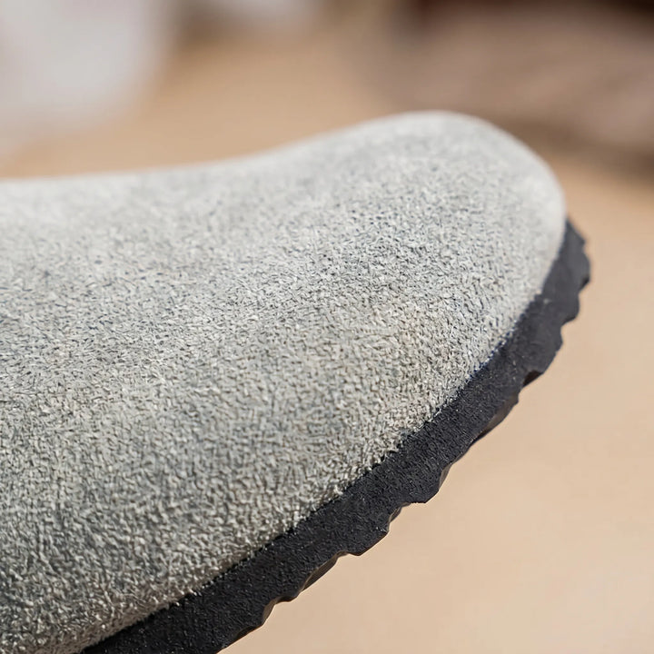 Clogs | Suède clogs met zachte binnenzool