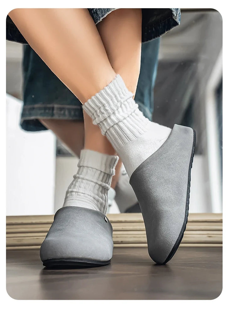 Clogs | Suède clogs met zachte binnenzool