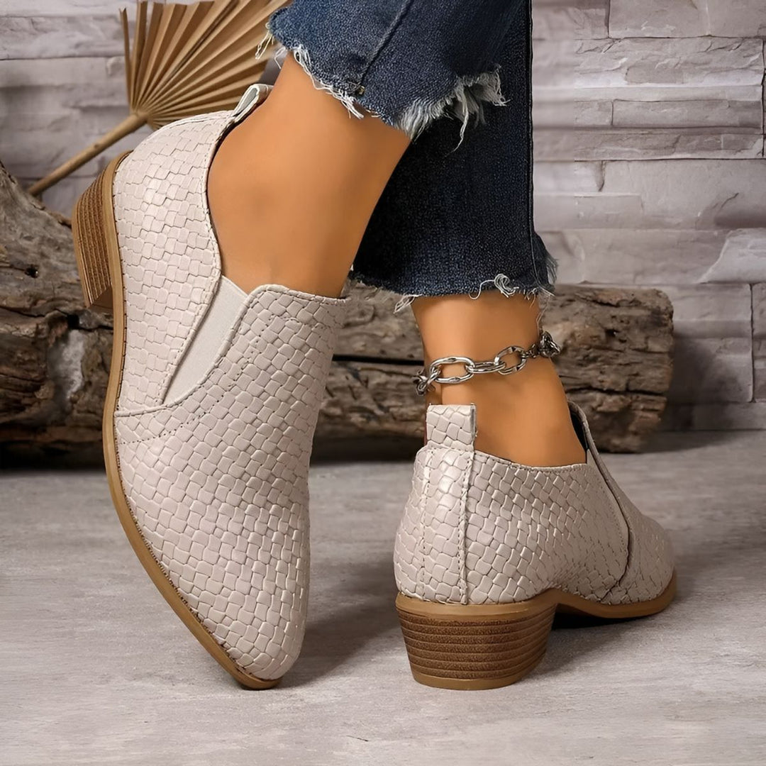 Dames enkellaarsjes | Elegante instappers met blokhak