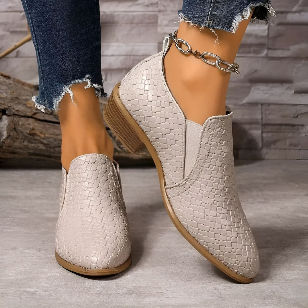 Dames enkellaarsjes | Elegante instappers met blokhak