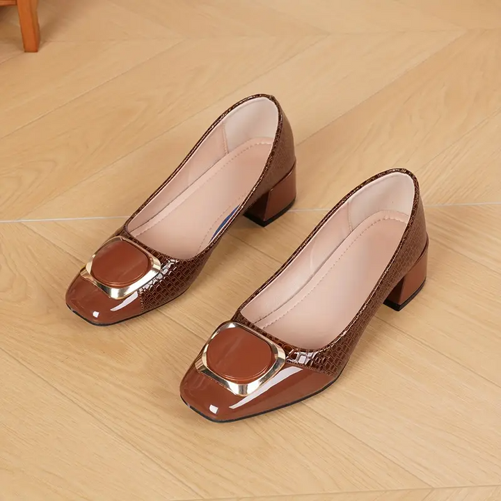 Dames pumps | Elegante hakken met gespdetail