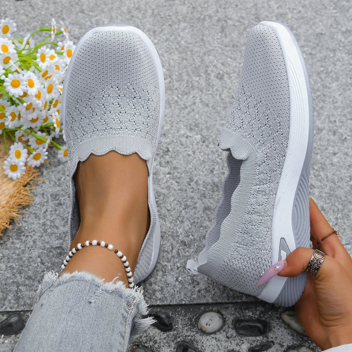 Damesschoenen | Slip-on sneakers van ademend mesh