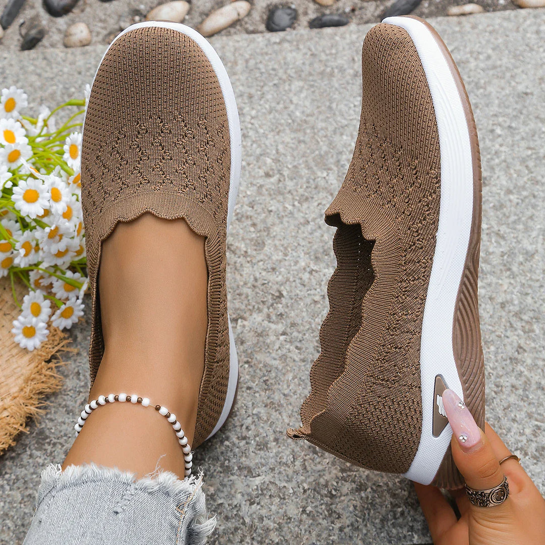 Damesschoenen | Slip-on sneakers van ademend mesh