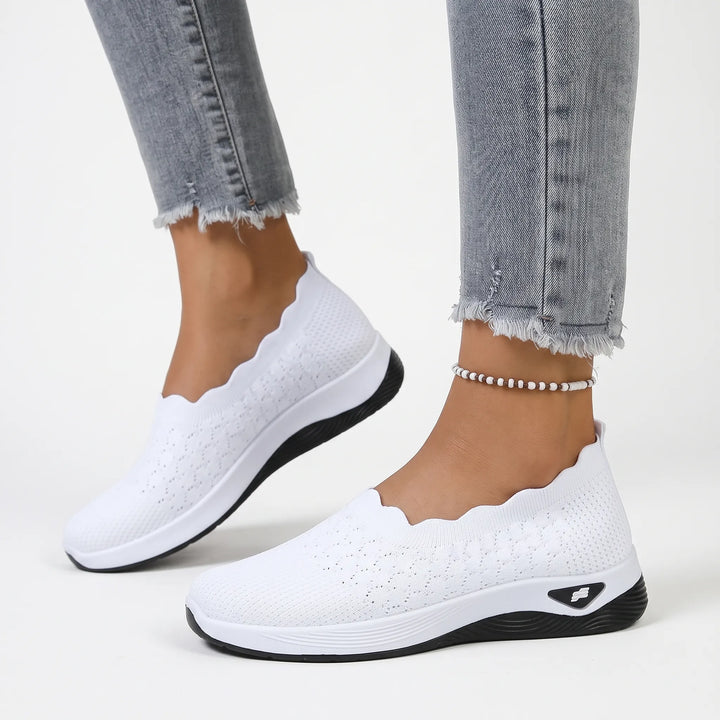 Damesschoenen | Slip-on sneakers van ademend mesh