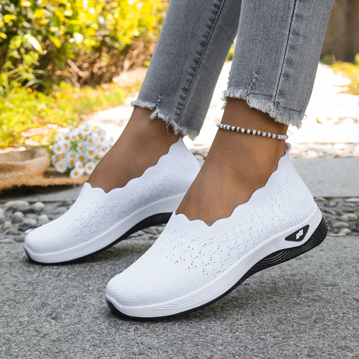 Damesschoenen | Slip-on sneakers van ademend mesh