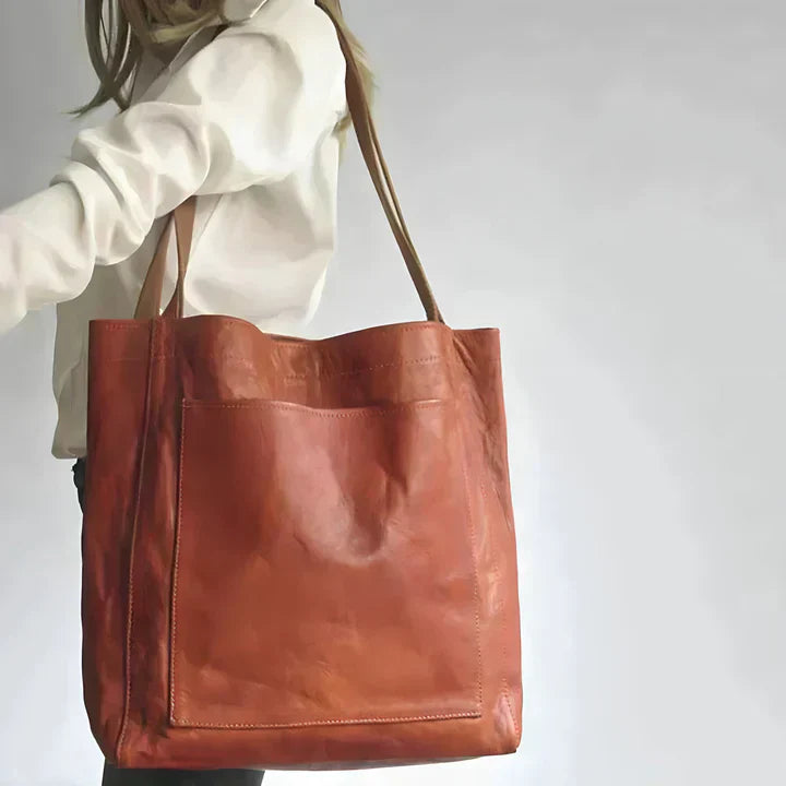 Damestas | Schoudertas van leerlook met ritsvakken