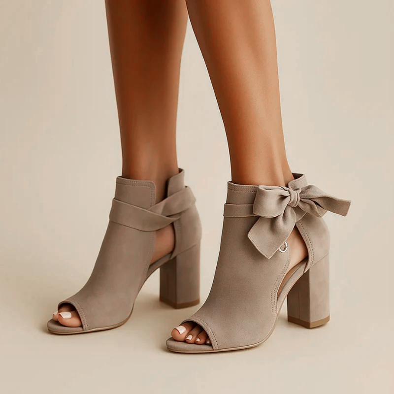 Hakken dames | Open teen blokhak met strikdetail