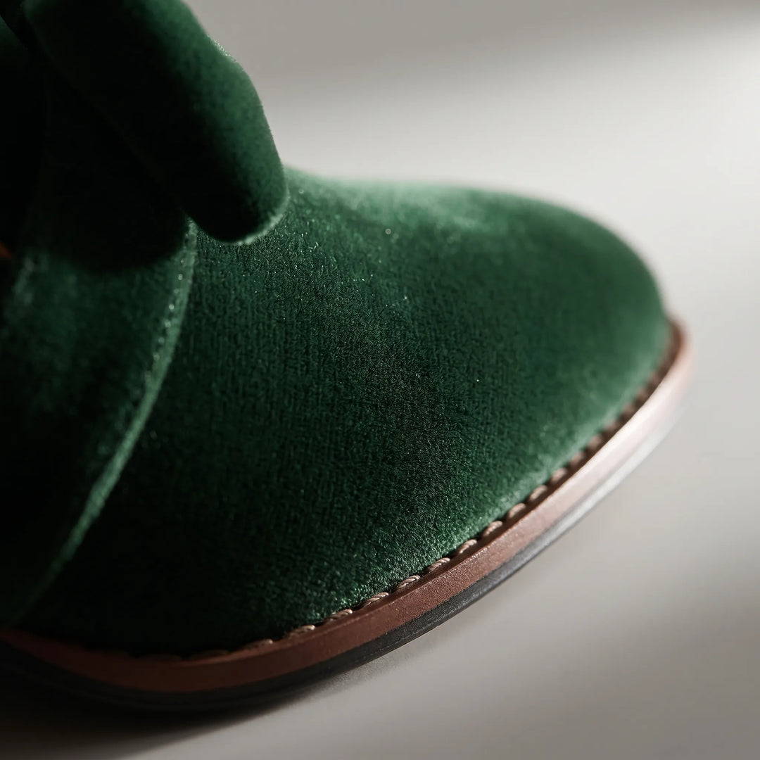 Hakken dames | Velvet pumps met puntneus