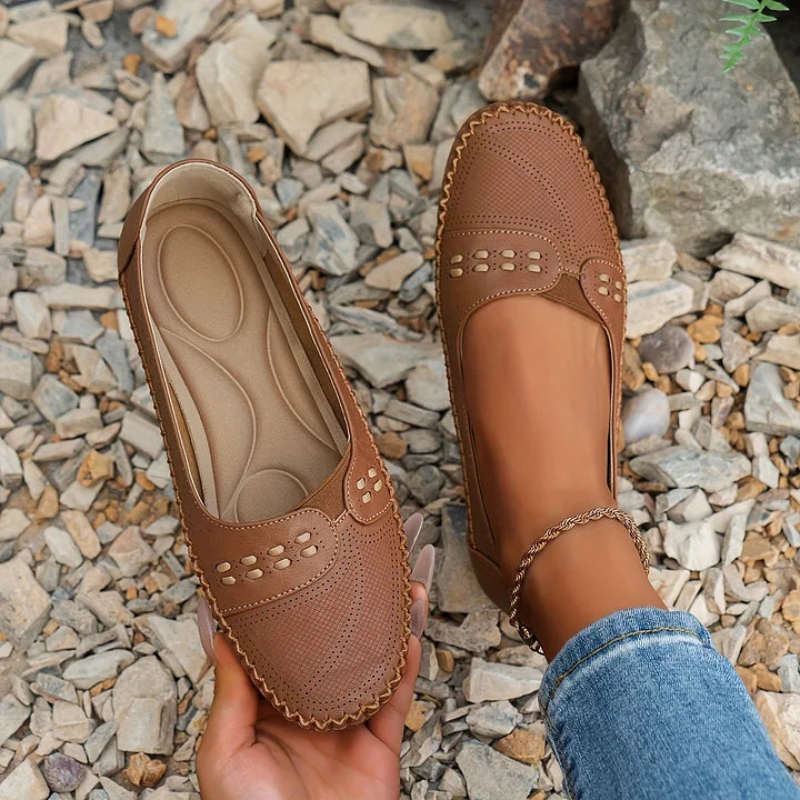 Instappers dames | Comfort schoenen met perforatie