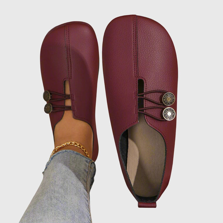 Instappers dames | Platte schoenen met knoopdetail