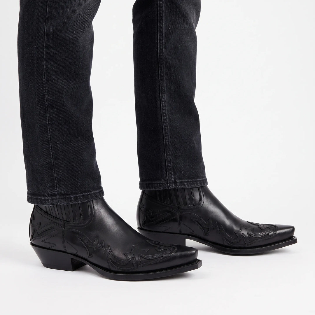 Laarzen dames | Cowboy laarzen met lage hak en sierstiksels