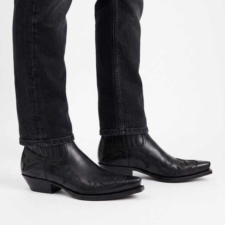 Laarzen dames | Cowboy laarzen met lage hak en sierstiksels