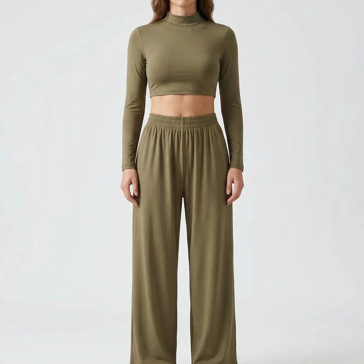 Lounge set dames | Crop top met lange mouw en wijde broek