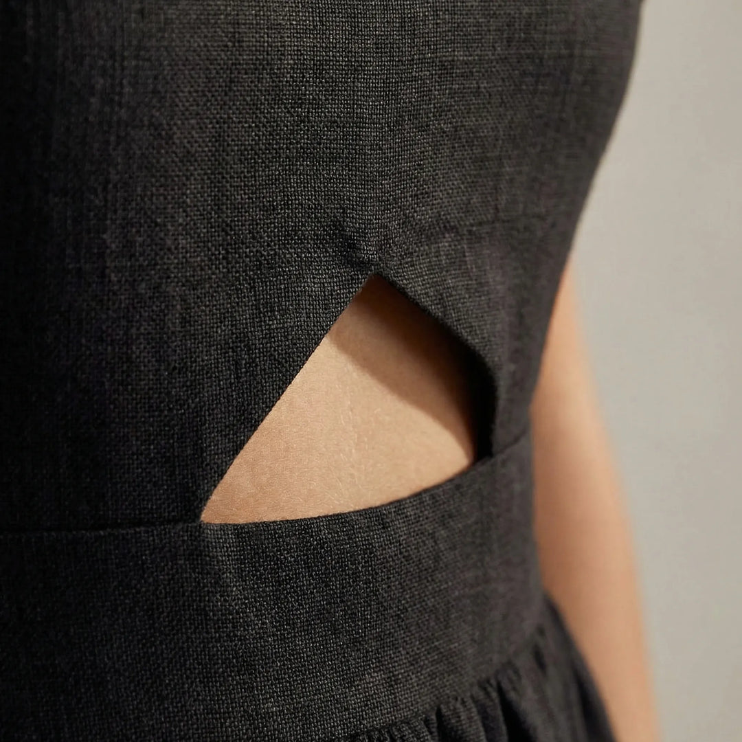 Maxi jurk dames | Zwarte zomerjurk met bandjes en cut-out
