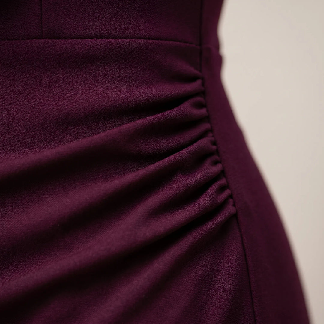 Midi jurk dames | Mouwloze jurk met v hals