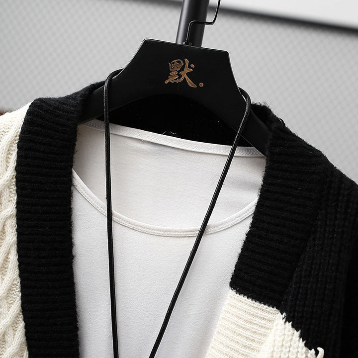 UrbanPatch | Kabel‑patchwork vest met toggle‑sluiting