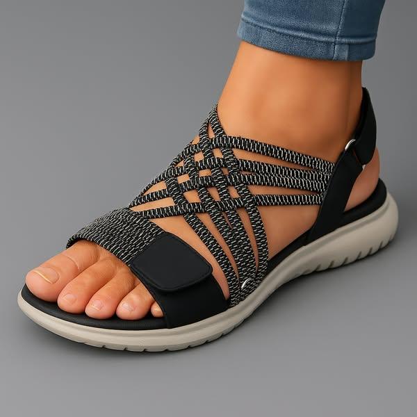 Open sandalen met gevlochten bandjes