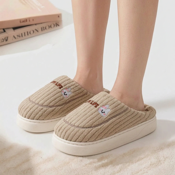 Pantoffels dames | Warme zachte instappers met dikke zool