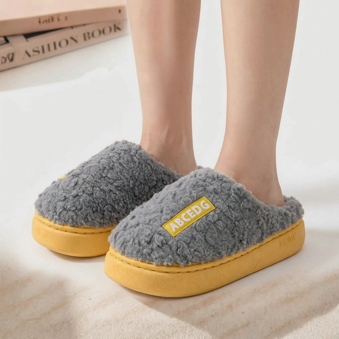 Pantoffels dames | Warme zachte instappers met dikke zool