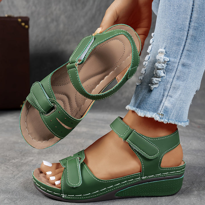 Sandalen dames | Comfortabele sandaal met klittenbandsluiting