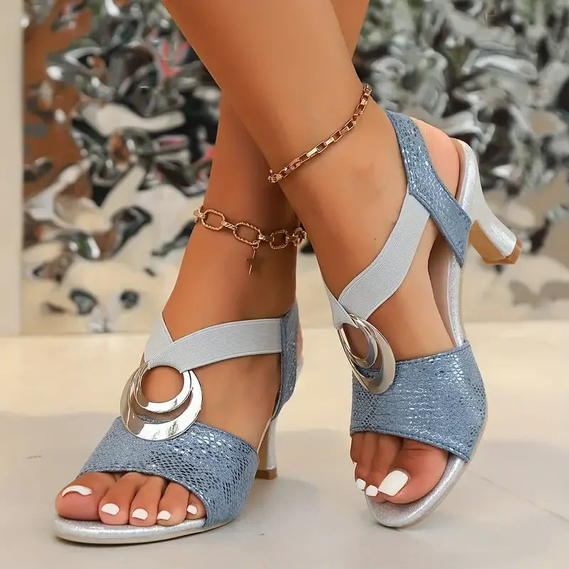 Sandalen dames | Hak sandalen met open teen en siergesp