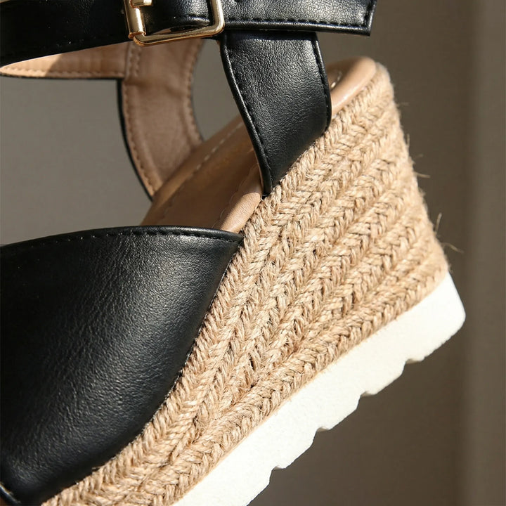 Sandalen dames | Sleehak sandalen met verstelbare band