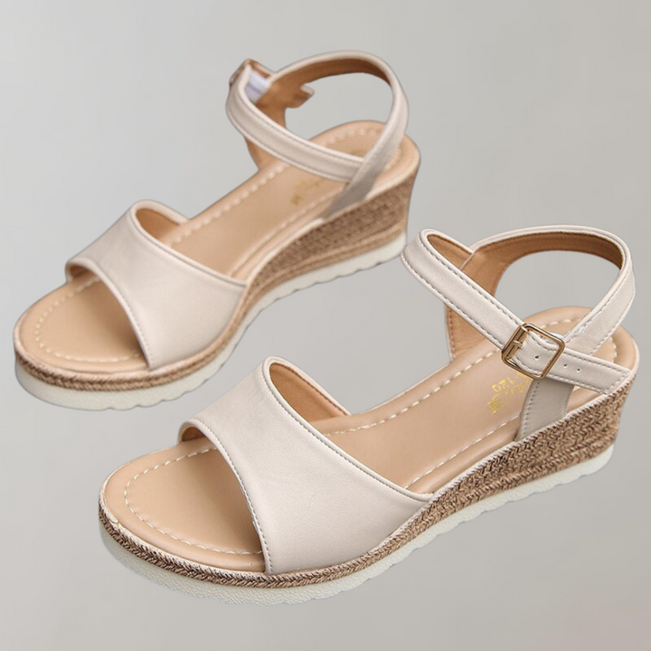 Sandalen dames | Sleehak sandalen met verstelbare band