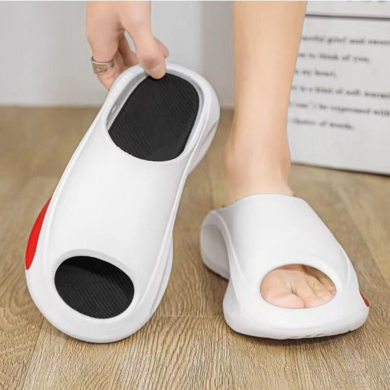 AeroWave Slides | Futuristische strandslippers met geventileerd design