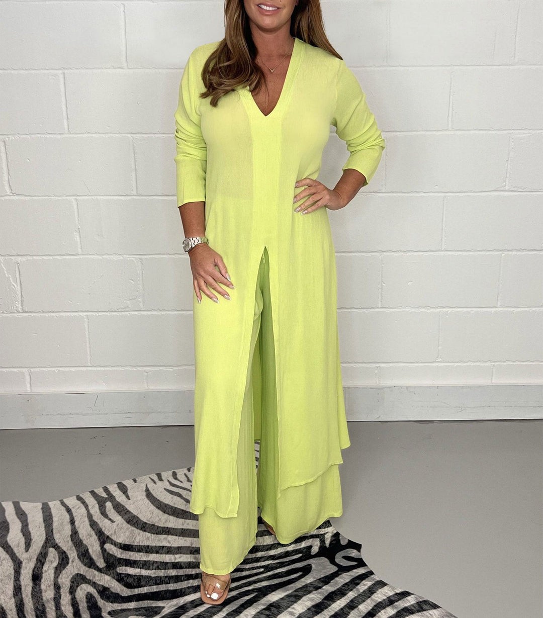 Set dames | Twee delige set met v hals en wijde broek