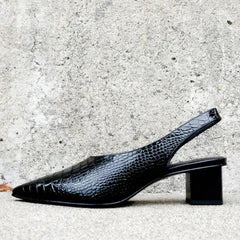 Elegante damespumps met comfortabele hak en tijdloze uitstraling