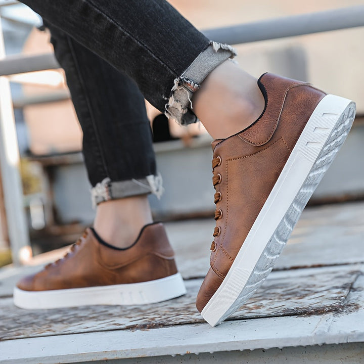 Sneakers heren | Low-top sneakers met vetersluiting